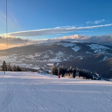 Apartament V Chate Besnik -